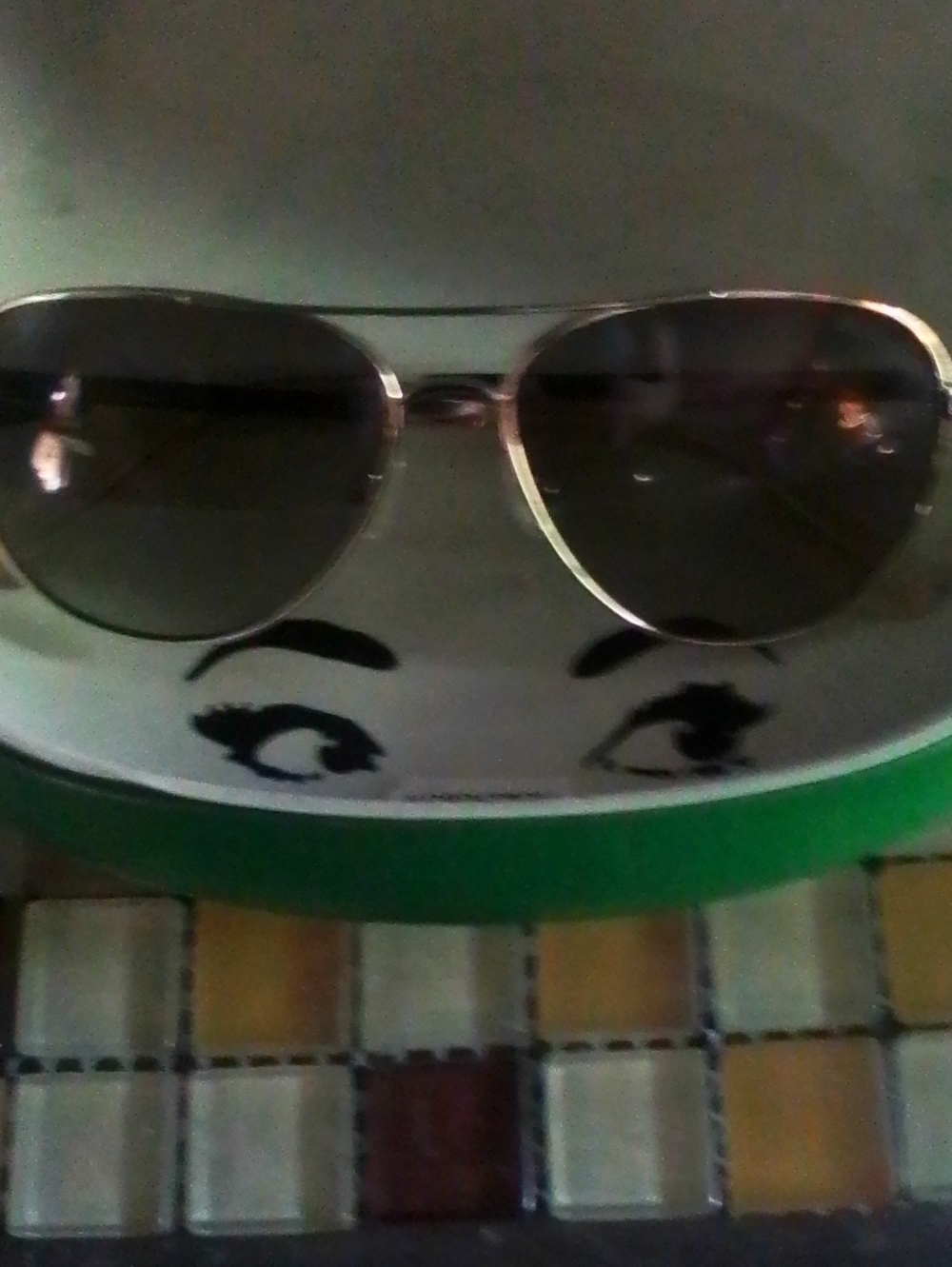 KATE SPADE <-Aviator Sunglasses with Dark Lenses COMES WITH HARD CASE